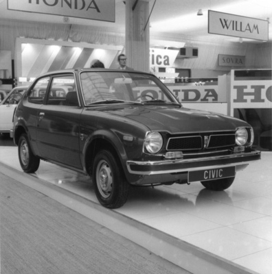 Image Honda Civic (1972) - Europa-Premiere am Pariser Autosalon de 1972