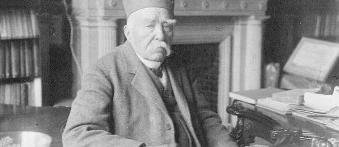 Georges Clemenceau dans son bureau parisien en 1928. 