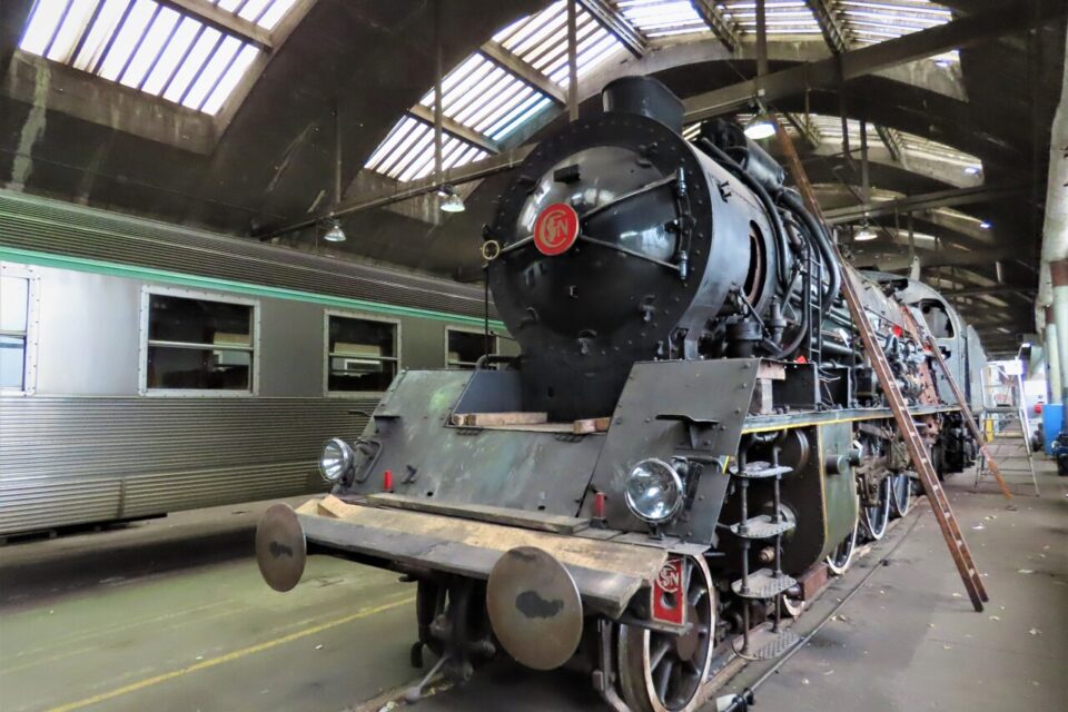 La fameuse locomotive 231.K.8, construite en 1912, est en cours de restauration.